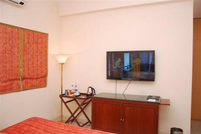 The Lalit Traveller Khajuraho Hotel Exterior foto