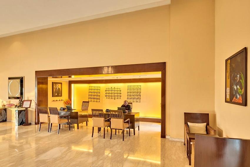 The Lalit Traveller Khajuraho Hotel Exterior foto