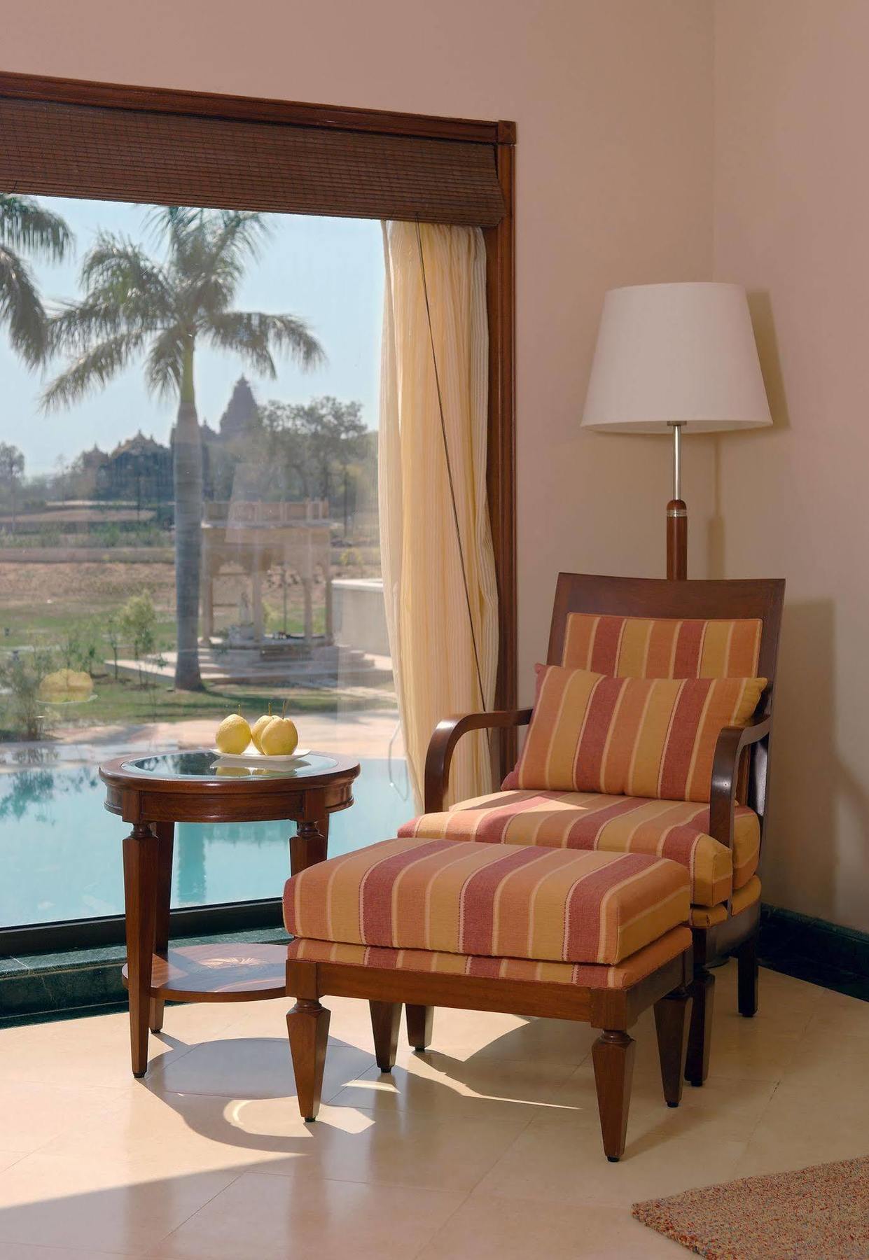 The Lalit Traveller Khajuraho Hotel Exterior foto